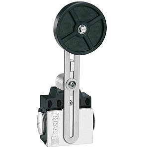 KCF4S02 Концевой выключатель, регулируемый рычаг с резиновым роликом , 2 боковых входа, 2NC