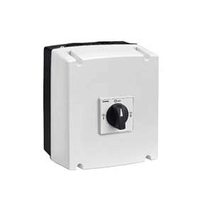 GAZ025ET6 Переключатель 3P 25A в корпусе